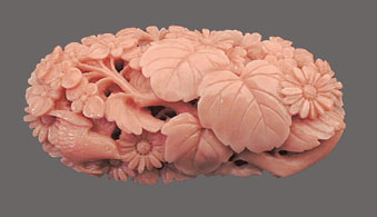 Brooch. Pink coral. 5 cm.  